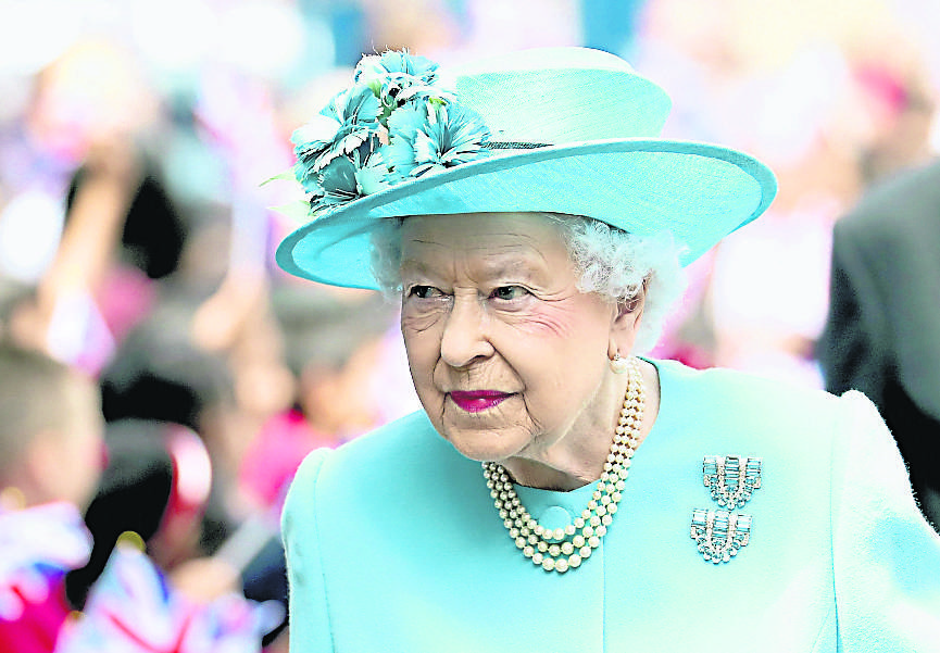 PINqueen-elizabeth-ii