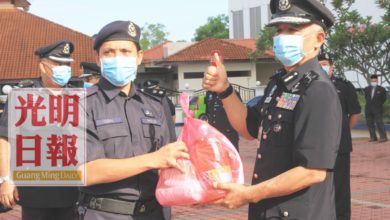 Photo of 警簡化申請准證 吉大專生啟程回鄉