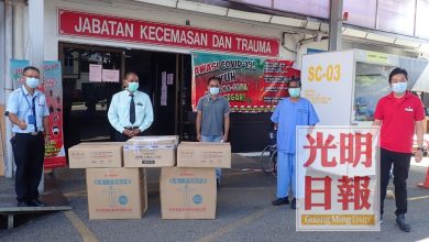 Photo of 太平山莊助抗疫    贈醫院防護配備白咖啡