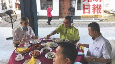 Photo of 副議長回應聚餐照流傳 保持距離 我沒違令