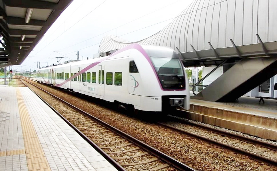 klia-transit-at-salak-tinggi-station