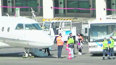 Photo of 乘私人飛機返回意大利 C羅接受14天隔離