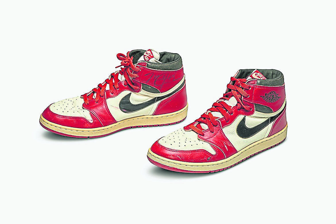 AJ1