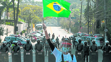 Photo of 巴西全球第4嚴重  貧民窟民眾示威促援助