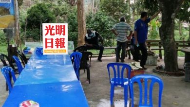 Photo of 22人沒維持安全距離 拿督群聚吃榴槤被開罰