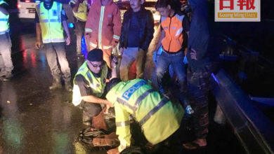 Photo of 疑路滑翻摩多 警官腳遭輾傷昏厥