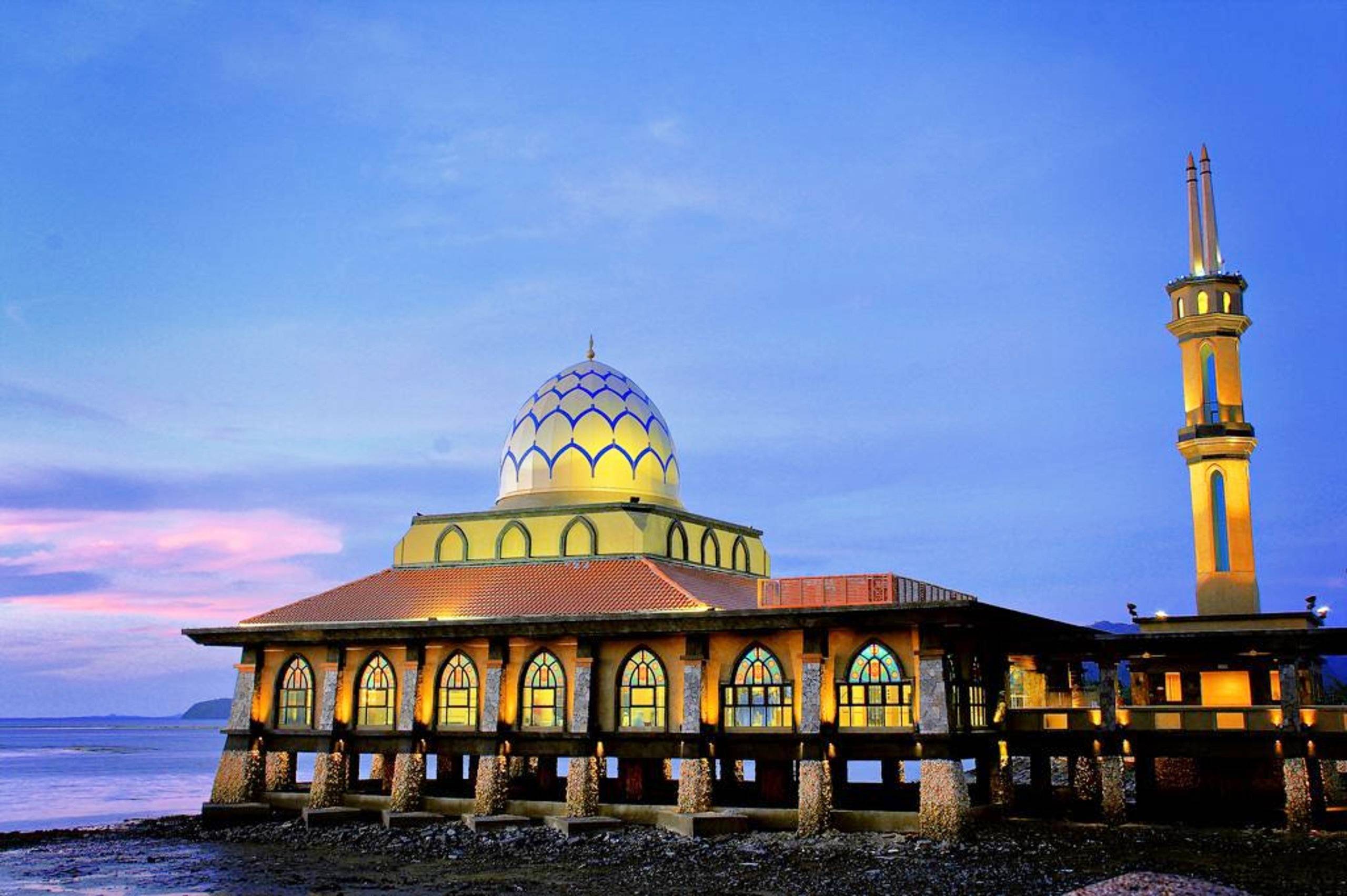 al-hussain-mosque-floating
