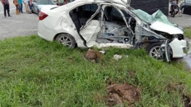 Photo of 車轉出大路被羅里撞 4姐弟2死2傷