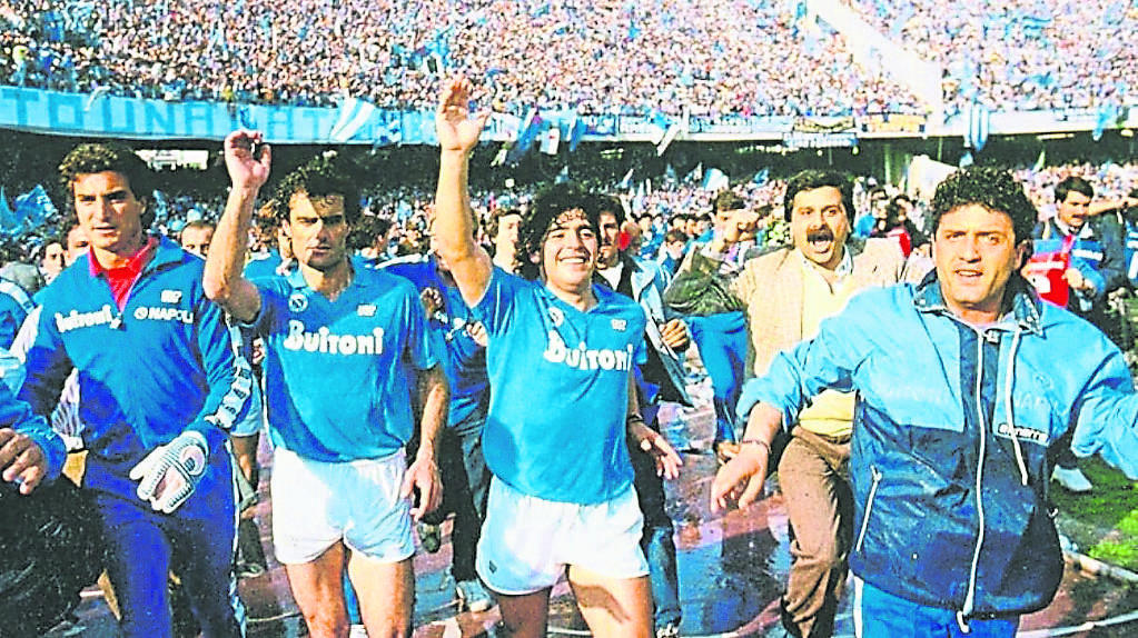 maradona33