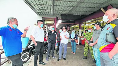 Photo of 蘆骨巴剎開始限制人流  民眾抨“做得太遲”