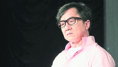 Photo of 被借名欺詐  成龍列明8家公司已無合作