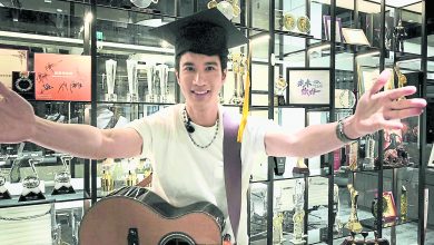 Photo of 王力宏超狂人奖杯墙周董亏“奖座还是风水”