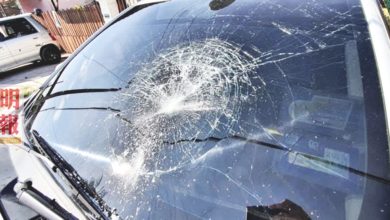 Photo of 檳公青團長車被砸 擊碎擋風玻璃留磚