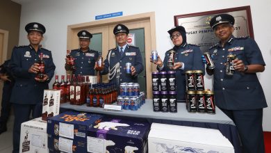 Photo of 駭入關稅局 放行走私酒   執法員識破截下9貨櫃