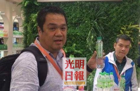 紅豆冰店業者李華才。