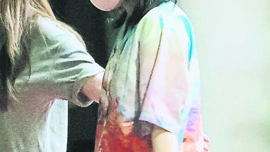 Photo of 拒答到底去哪裡 馬思純慵懶搭機