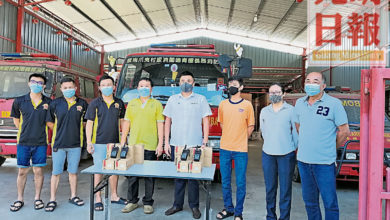 Photo of 方美錸撥款2義消隊 7200元添無線對講機