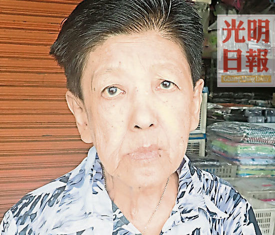 曹長齡：市場經濟能力弱，大部份家長只買一套衣褲而已。
