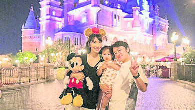 Photo of 王祖藍防疫意識低 全家脫口罩遊樂園