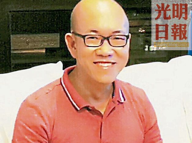 鍾奕傳。