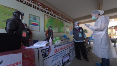 Photo of 【沙州選舉投票日】救護車載到場 居家隔離夫婦投票
