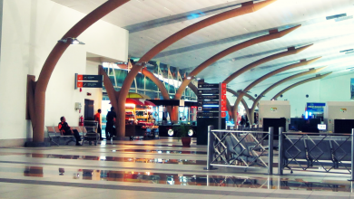 Photo of 米都機場如常運作 乘客需獲警准證