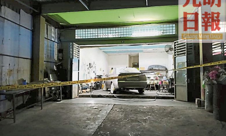 死者是在噴漆店工作遭人攻擊致死，警方已封鎖現場調查。