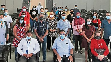 Photo of 辦振興地方經濟活動 州議員助25小販獲執照