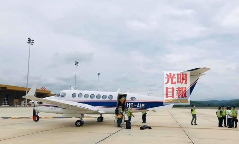
勿洞飛機場只允許小型飛機起降。
