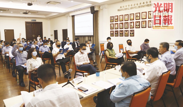 檳州中華總商會週五在遵守標準作業程序下，召開會員和特別大會。
