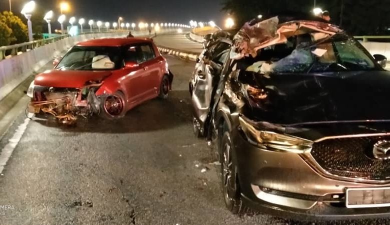 3車相撞 2男女受傷 | 国内 | 2020-10-03 – 光明日报