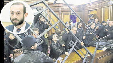 Photo of 不滿與阿塞拜疆簽和約 亞美尼亞民眾怒毆議長