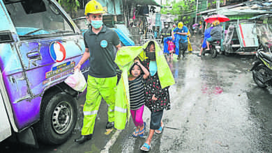 Photo of 超強颱風“天鵝”登陸 百萬人疏散至少4死