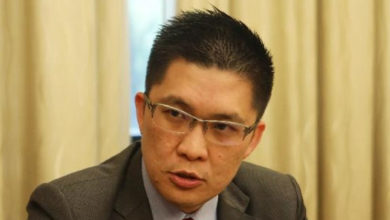 Photo of 不滿破壞信譽 直區基金會擬告黃家和