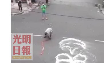 Photo of 湖內組屋提前結束強管 居民放鞭炮慶祝
