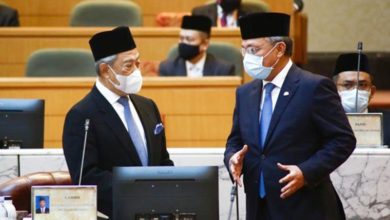 Photo of 與柔大臣交流 慕尤丁坐鎮州議會