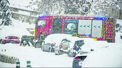 Photo of 西班牙50年來最嚴重雪災 至少4死千人受困車陣