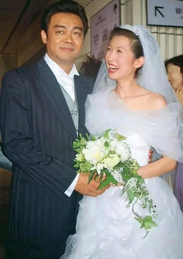 劉青雲和妻子郭藹明