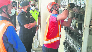 Photo of 國能配合曼絨警方 4店涉賭被斷電