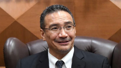 Photo of 接衛部指示 希山官訪回國隔離7天