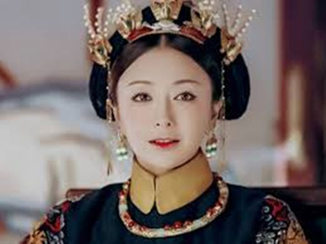 41歲中國女星秦嵐在宮廷劇《延禧攻略》飾演富察皇後一角，演技備受肯定