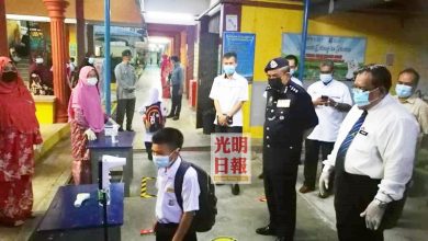Photo of 確保守防疫SOP   威北64警員駐守各小學