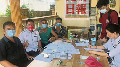 Photo of 十八丁村民防疫熱烈 半天220人登記接種