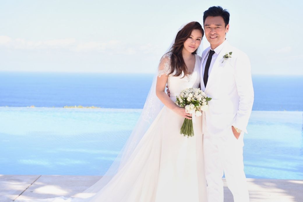 2014年鍾鎮濤和范姜素貞在峇里島舉行浪漫婚禮，正式給妻子名分