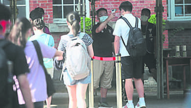 Photo of 台病例再創新高 暴增206宗本土