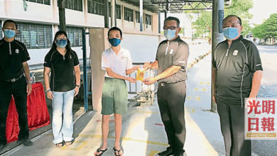 Photo of 北海中華二校 得來速頒優異生獎勵金