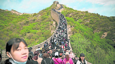 Photo of 中國五一長假 遊客逼滿各景區