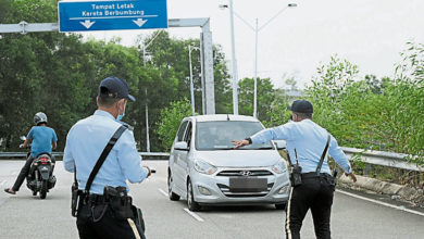 Photo of 布城警：為繞過路障 民眾毀障礙物又逆駛