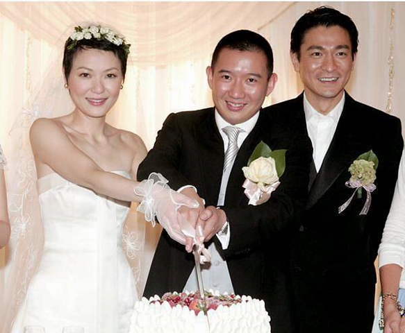 劉德華曾擔任杜汶澤結婚時的伴郎。