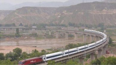 Photo of 中國蘭新鐵路列車 撞施工人員造成9死